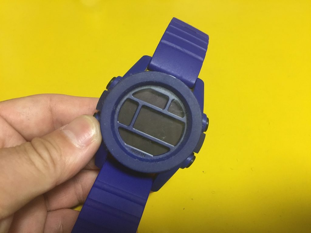 NIXON UNITの電池交換はめっちゃ簡単なのでDIY - わくわくもんだ