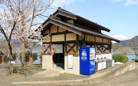 海がすぐそば 海水浴と釣りを同時に楽しめる ヒロセオートキャンプ場 わくわくもんだ